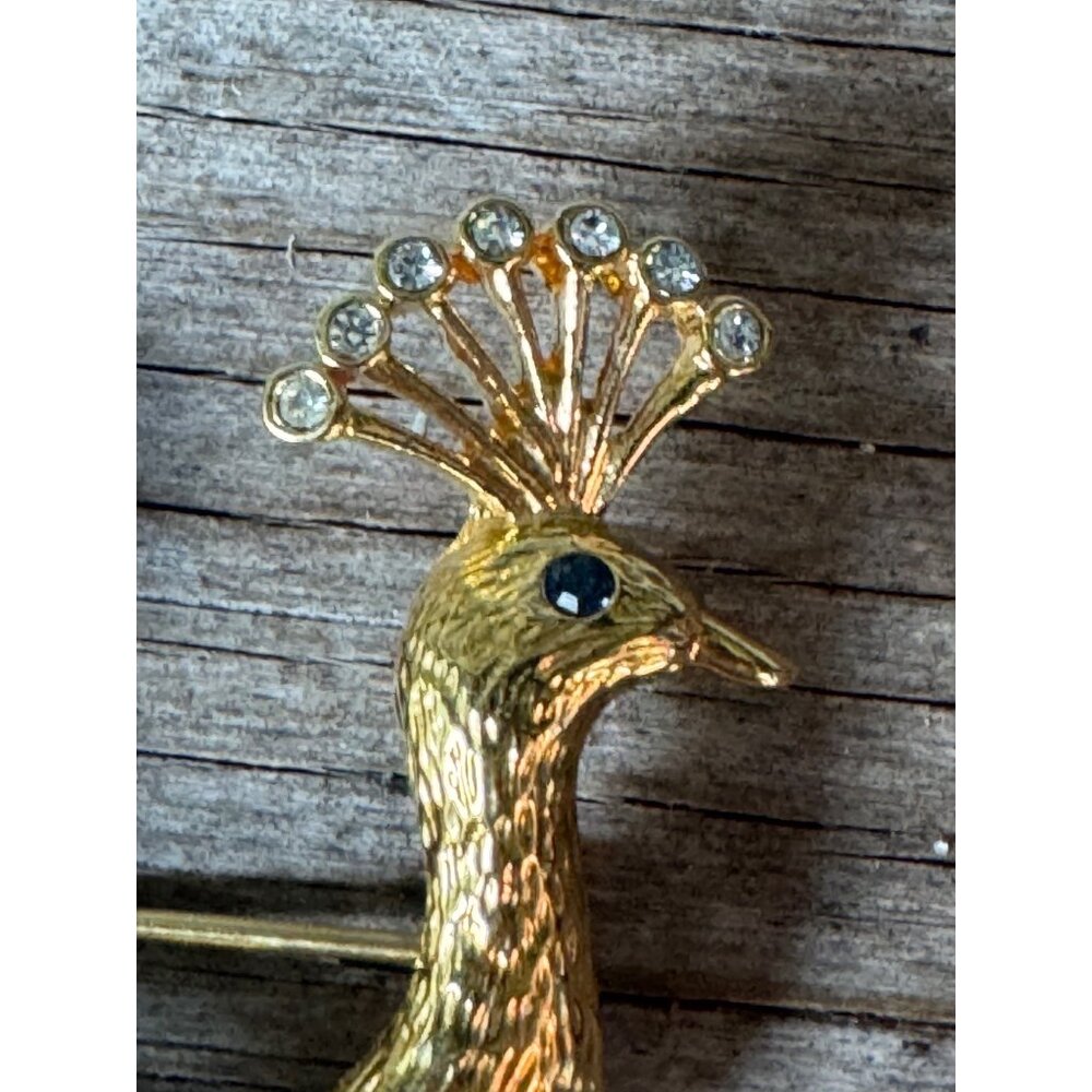 Peacock Brooch With Clear Navette Rhinestones - Picture 5 of 5